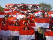 Momen Sakral saat Ratusan Bendera Merah Putih Dibentangkan di Jepara