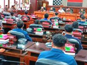 Massa Mahasiswa Minta Anggota DPR Tidak Arogan dan Pajak Tidak Dinaikkan