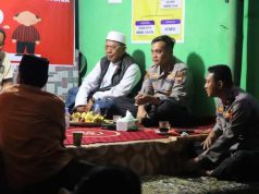 Dukung Ronda Malam, Polres Kudus Bantu Peralatan Satkamling di Desa Klaling