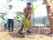 Dukung Ketahanan Pangan, Lapas Batang Tanam Bibit Kelapa