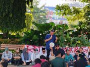 DPRD Jateng Temui Massa di Simpang Lima, Janji Bawa Aspirasi Pembebasan Mahasiswa ke Kapolda
