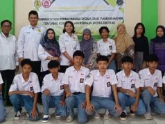 Tim PKM USM Beri Penyuluhan Hukum tentang Kenakalan Remaja di Era Digital