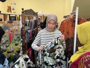 Ini Pengakuan Aktris Alya Rohali saat Melihat Keindahan Tenun Troso Jepara