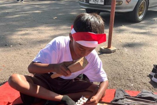 Arzha Dwi Afdillah Juara Lomba Ukir Tingkat SD Kab. Jepara, Rebut Hadiah Rp. 1,2 Juta