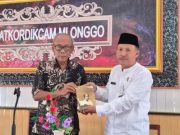 Buku Mozaik Gagasan R.A. Kartini Mendapat Apresiasi Kepala Sekolah di Jepara