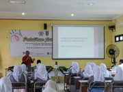 50 Siswa SMK Muhammadiyah Kutowinangun Belajar Jurnalistik dan Public Speaking