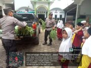 Polsek Prembun Salurkan Bantuan Sayuran ke Pesantren
