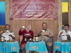 Bupati Kebumen Hadiri Mini Expo dan Resmikan Robusta ‘De Hardjo’