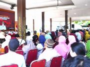 Pemasangan Police Line untuk Mengamankan Pasar Kobong