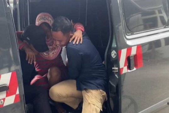 Tanpa Komando, Personel Humas Polres Grobogan Langsung Evakuasi Korban Kecelakaan di Krangganharjo