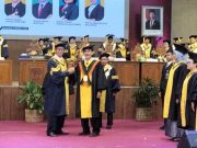 Mugiyo Hartono dan Rumini Dikukuhkan sebagai Guru Besar Olahraga Unnes