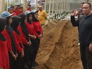 Tinjau Praktek Lapangan Siswa SRMA 35, Dosen Unhan Kunjungi Kebun Belajar Tani
