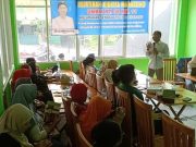 Kelompok Dasawisma Mawar Manfaatkan Dana Operasional RT dengan Gelar Pelatihan