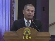 Rektor Universitas Semarang Terima Penghargaan The Best Indonesia Leader Award 2025
