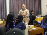 Tim PKM USM Beri Pelatihan Public Speaking dan Personal Branding