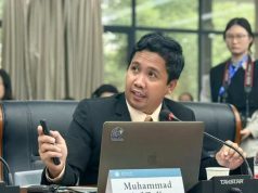 Delegasi FISIP Undip Sampaikan Pandangan tentang Menghidupkan Semangat Jiwa Bandung di Wuhan, China