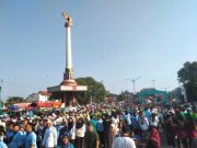 Peringatan HSN dan HAB Kemenag di Jepara Meriah, Ribuan Orang Ikuti Jalan Sehat Rebutkan Berhadiah Umroh dan Motor