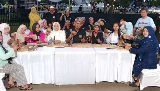 Pengukir Jepara Senang Terlibat dalam Promosi Seni Ukir di Televisi Nasional