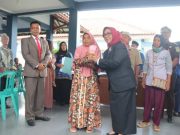 Ribuan Buruh Tani Tembakau Blora Terima Uang Tunai DBHCHT Tanpa Potongan, Masing-Masing Rp 600.000