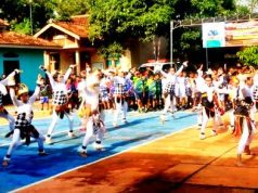 Sportaiment Voli Usia Dini, Dimeriahkan Tari Kethek Ogleng Massal