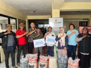 Hari Listrik Nasional Ke-80, PLN Indonesia Power UBP Semarang Bersama IZI Jateng Santuni Yatim Dhuafa hingga Lansia