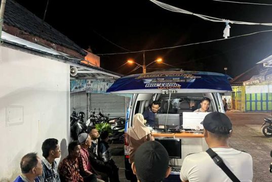 Satlantas Polres Tegal Layani Samsat Keliling Malam Hari