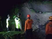Tertimpa Tanah Longsor, 4 Rumah Warga Lamuk Kaliwiro Rusak