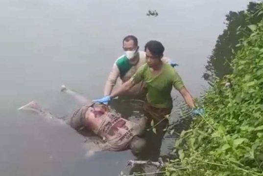 Mayat Lelaki Terapung di Kali Kemiri Jalingkut Kota Tegal Warga Kabupaten Tegal