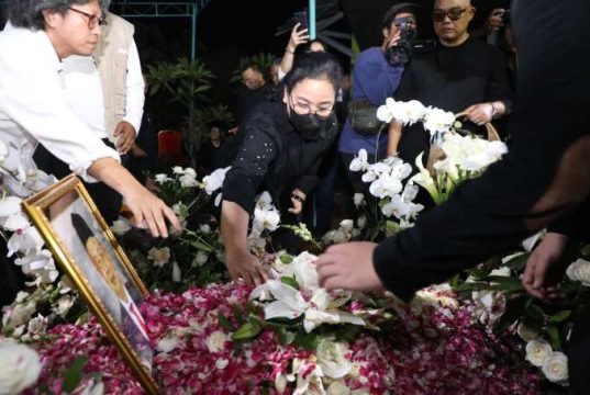 Jenazah Suami Wali Kota Semarang Dimakamkan di TPU Demangan Srondol
