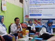 Tim PKM Universitas Semarang Beri Pendampingan Pelaku UMKM Kampung Kripik Desa Blerong
