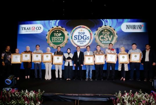 Tak Sekadar Kejar Pertumbuhan Finansial, Semen Gresik Sabet TOP CSV Award 2025