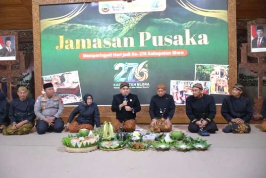Nguri-Uri Tradisi, Pusaka Kiai Bismo dan Sejumlah Keris Milik Pemkab Dijamas Jelang Hari Jadi ke-276 Kabupaten Blora