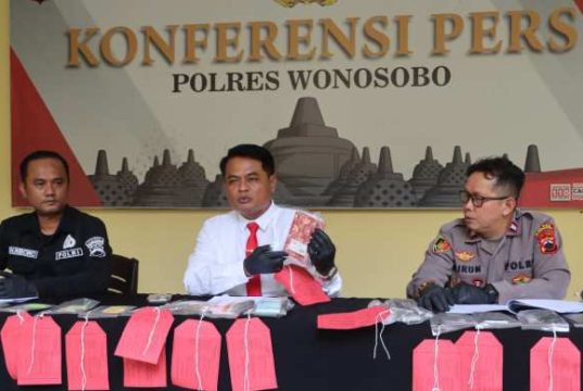 Sindikat Emas Palsu Lintas Provinsi Dibekuk di Wonosobo, Beraksi Sejak 2023