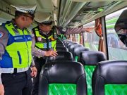 Jelang Operasi Lilin Candi 2025, Satlantas Wonosobo Sapa Pengemudi Bus Saat Ramp Check