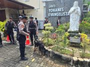Polres Kudus Lakukan Sterilisasi dan Pengamanan Gereja Jelang Ibadah Natal 2025