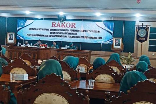 Lantik Ketua TP PKK Kaligesing, Pemkab Purworejo Dorong Sukseskan Kecamatan Berdaya