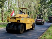 Dulu Retak Bergelombang, Kini Jalan Mulus Terbentang