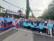 Ribuan Tenaga Kesehatan dan Kader Kesehatan Kota Tegal Ikuti Jalan Sehat HKN Ke-61