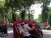 Meriah, Wakil Bupati Grobogan Sugeng Prasetyo Ikuti Iring-Iringan Bareng 100 Orang Penerima Becak Listrik Gratis
