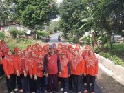 Sekian Lama Berlubang, Jalan Munasari Gunungpati Kini Mulus Teraspal