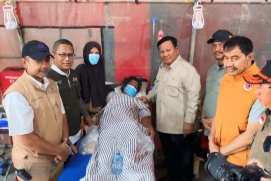 Presiden Prabowo Kunjungi Posko Kesehatan Milik Pegadaian di Aceh Tamiang