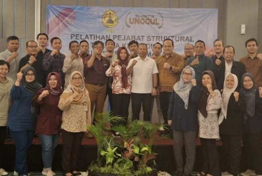 Pejabat Struktural Tenaga Kependidikan USM Ikuti Pelatihan Administrasi