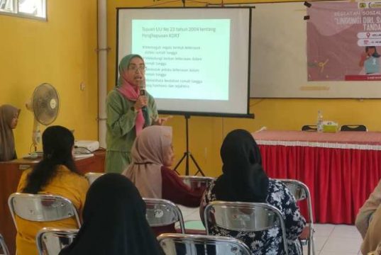 Mahasiswa Ilkom Universitas Semarang Gelar Sosialisasi Tanda-tanda KDRT