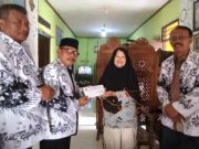 PGRI Kabupaten Jepara Serahkan Santunan Duka kepada Tiga Anggota yang Wafat