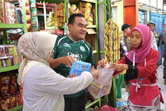 Bupati Ajak 11.000 Pegawai Pemkab Blora Agar Belanja ke Pasar Tradisional