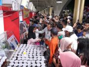 Warga Kebumen Antusias Serbu 20.000 Porsi Makanan Gratis