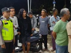 Pasang Baja Ringan Tersengat Listrik, Warga Ambal Meninggal
