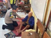 Warga Pengungsi Banjir Pekalongan Alami Gangguan Kesehatan, Dokkes Polda Jateng Beri Pelayanan Medis