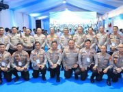 Kapolda Jawa Tengah dan 3 Kapolres Jajaran Terima Satyalancana Wira Karya
