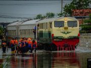 Jalur Kereta Api Bisa Dilewati Terbatas, Sejumlah Perjalanan KA Dibatalkan